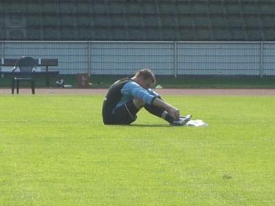 Keeper des SC Paderborn nach dem Abpfiff