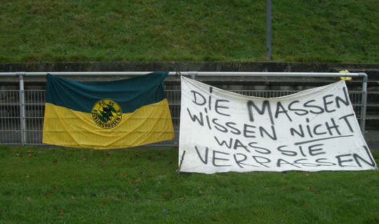 Motivationsbanner der Vestpiraten: »Die Massen wissen nicht, was sie verpassen!«